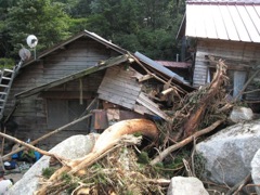 御在所豪雨被害調査 藤内小屋118